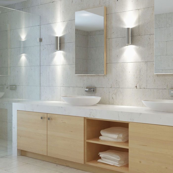 Dealing-with-real-estate-agents-when-your-shower-is-leaking Dealing with real estate agents when your shower is leaking
