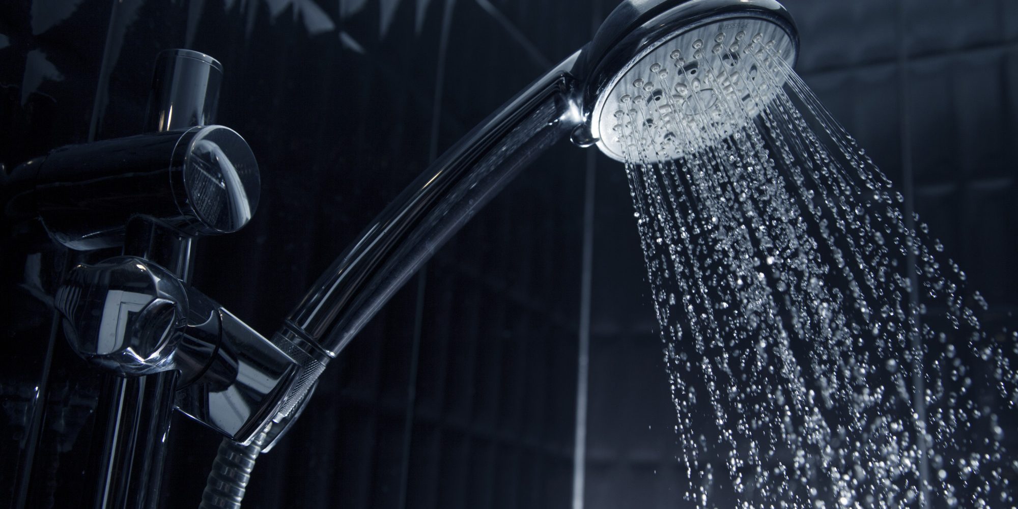 shower head with flowing water